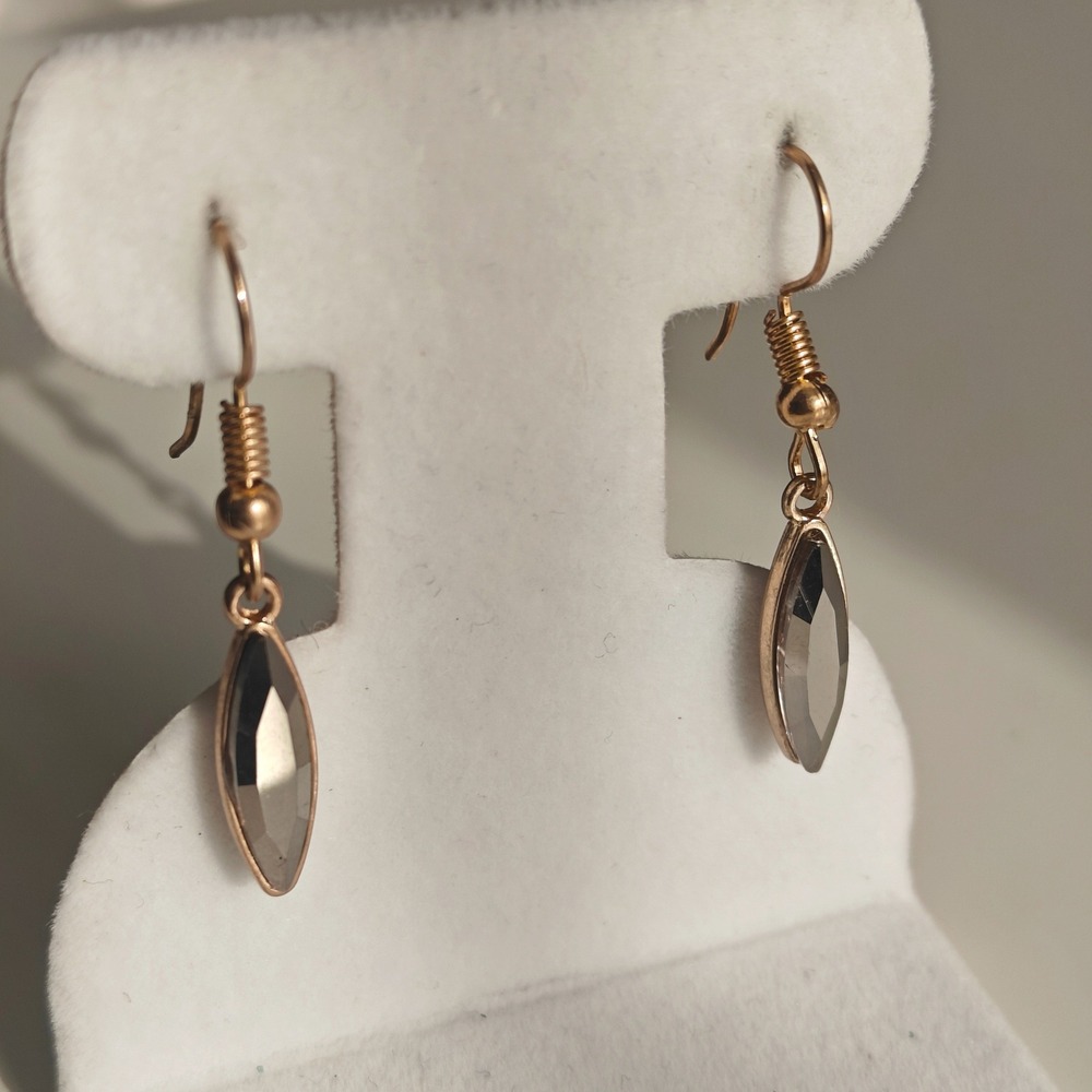 Gold Tone Smoky Gray Crystal Marquise Drop Earrings Fishhook Dangle Faceted